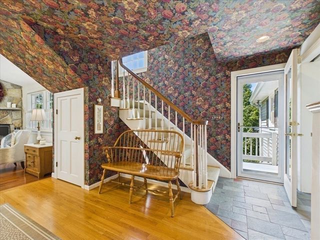 163 Woodside Lane, Arlington, MA 02474