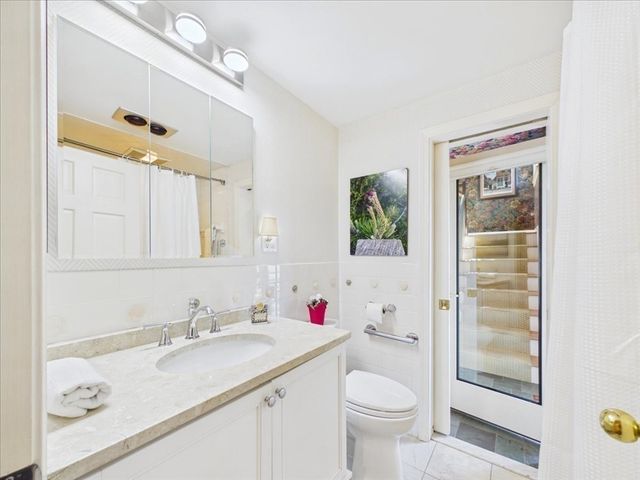 163 Woodside Lane, Arlington, MA 02474