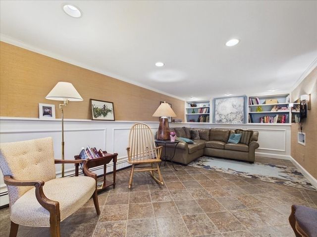 163 Woodside Lane, Arlington, MA 02474