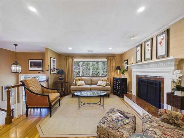 163 Woodside Lane, Arlington, MA 02474