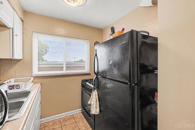 2370 Losantiville Avenue, Cincinnati, OH 45237
