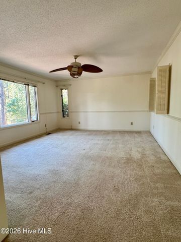109 Berwick Avenue, West End, NC 27376
