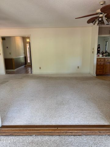 109 Berwick Avenue, West End, NC 27376