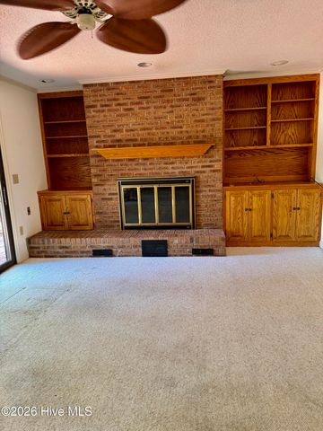 109 Berwick Avenue, West End, NC 27376