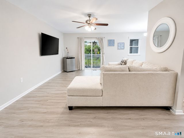 65 East Broadway B, Milford, CT 06460