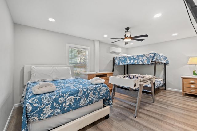 214 2nd Ave. S, North Myrtle Beach, SC 29582