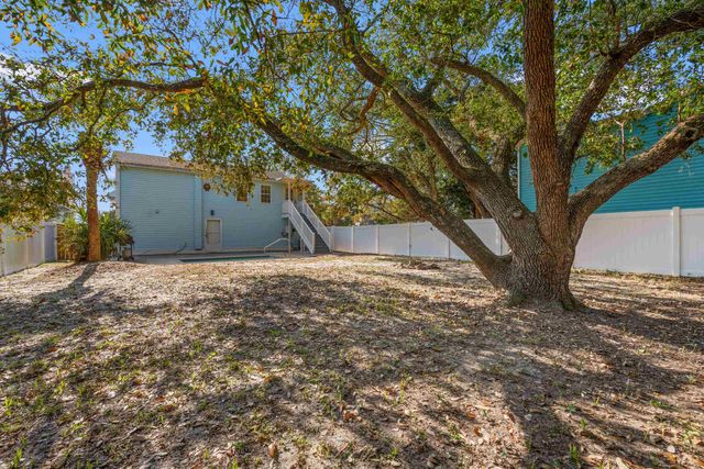 214 2nd Ave. S, North Myrtle Beach, SC 29582