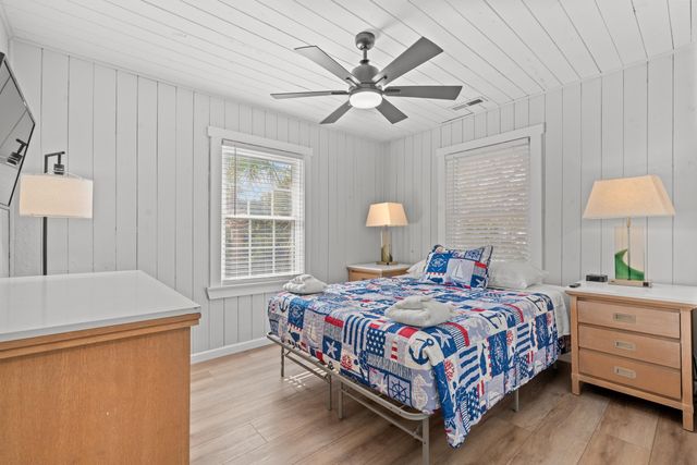 214 2nd Ave. S, North Myrtle Beach, SC 29582