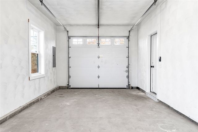 60 Daytona Avenue, Narragansett, RI 02882