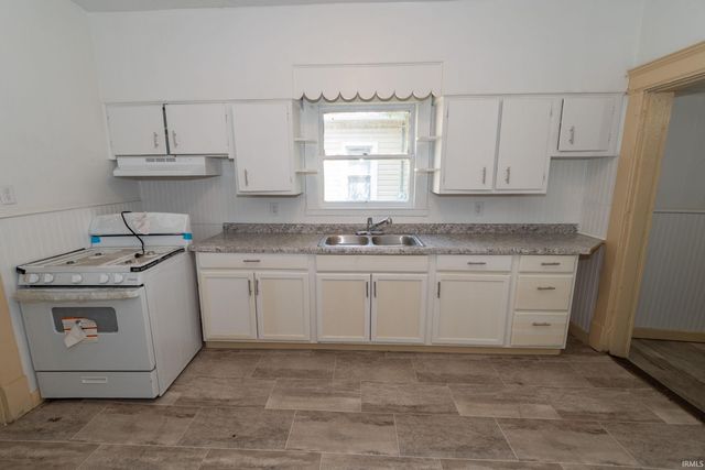 834 S Brookfield Street, South Bend, IN 46619