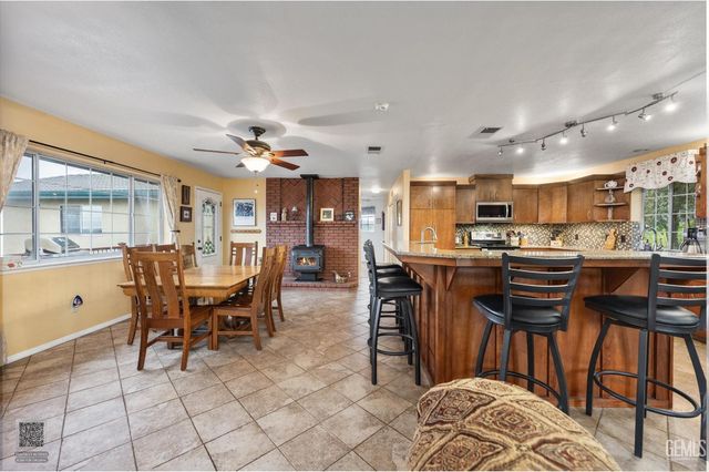 28891 Cuesta Court, Keene, CA 93531