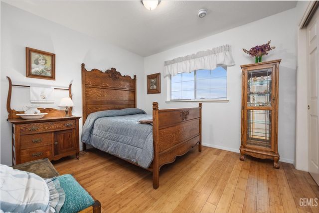 28891 Cuesta Court, Keene, CA 93531