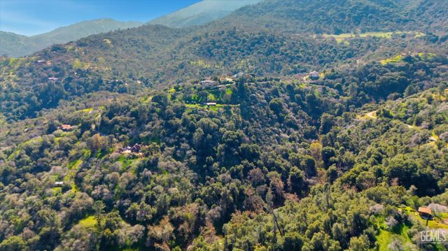 28891 Cuesta Court, Keene, CA 93531