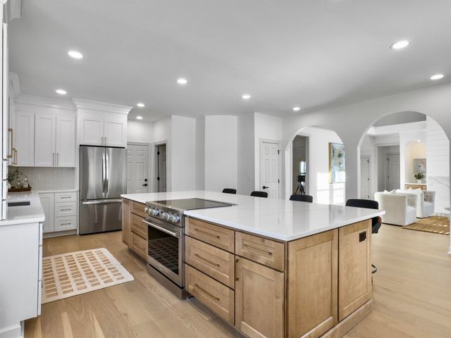 3201 Heathland Way, Mount Pleasant, SC 29466