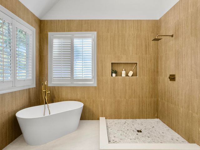 3201 Heathland Way, Mount Pleasant, SC 29466