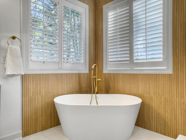 3201 Heathland Way, Mount Pleasant, SC 29466