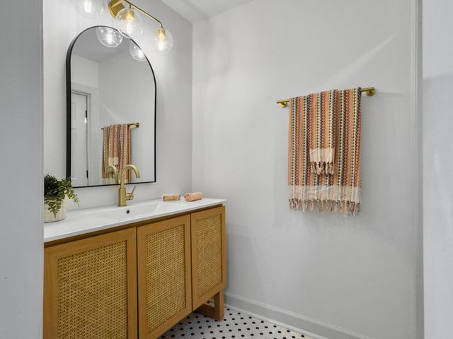 3201 Heathland Way, Mount Pleasant, SC 29466