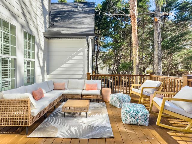 3201 Heathland Way, Mount Pleasant, SC 29466