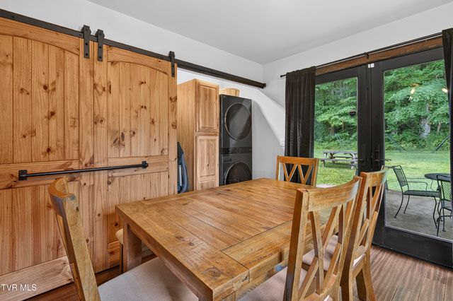 200 Lexington Street, Damascus, VA 24236