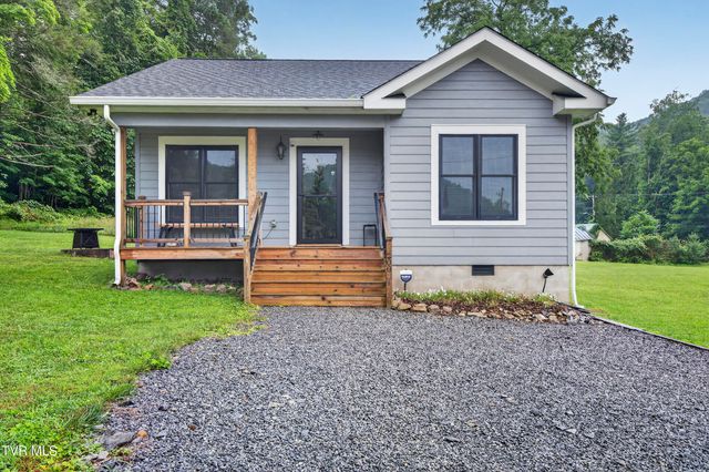 200 Lexington Street, Damascus, VA 24236