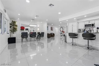 713 SE 43rd ST, Cape Coral, FL 33904