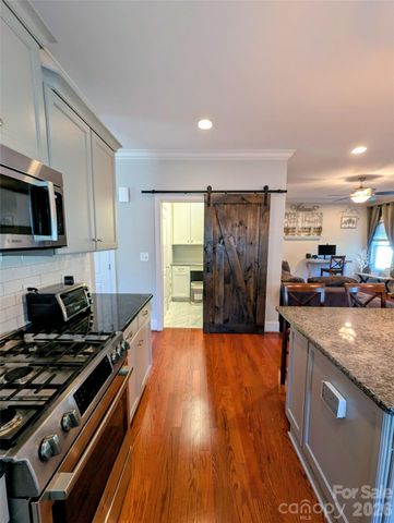 19934 Walter Henderson Road, Cornelius, NC 28031