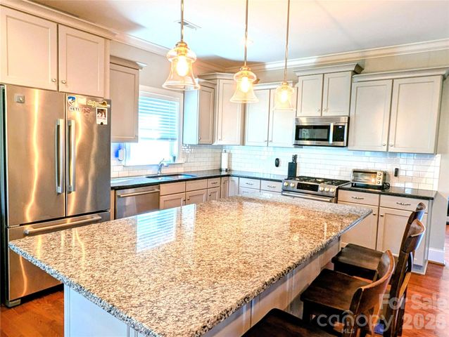 19934 Walter Henderson Road, Cornelius, NC 28031