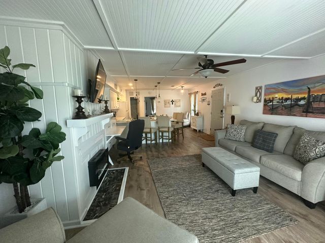260 Driftwood Lane, Edisto Island, SC 29438