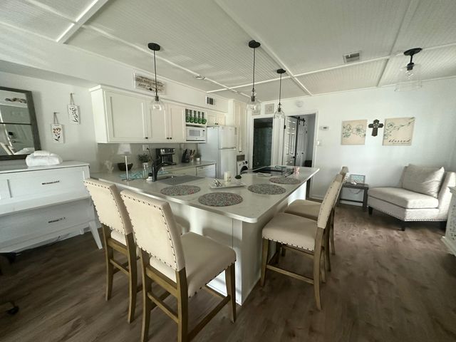 260 Driftwood Lane, Edisto Island, SC 29438