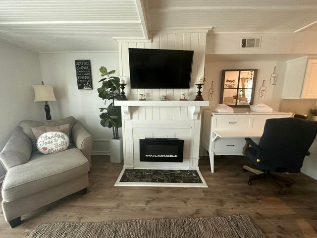 260 Driftwood Lane, Edisto Island, SC 29438