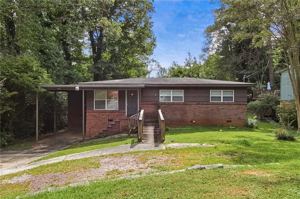 Image 1 of property listing at 3085 Piper Drive, Decatur, GA 30033