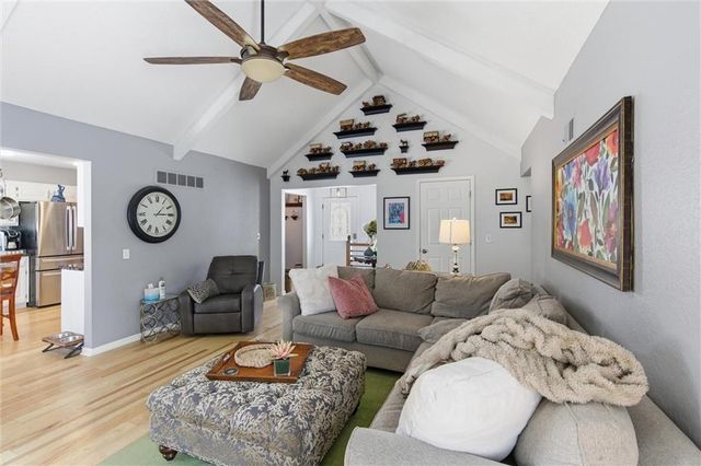 308 SE Colony Drive, Lee's Summit, MO 64063