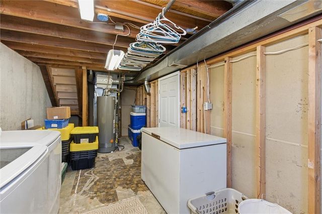 308 SE Colony Drive, Lee's Summit, MO 64063