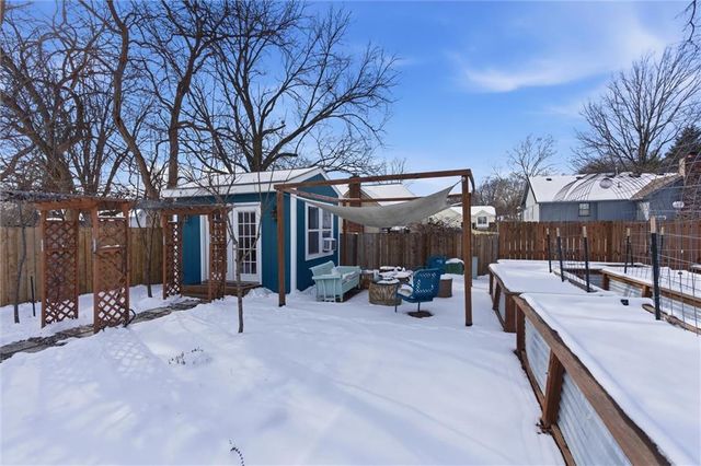 308 SE Colony Drive, Lee's Summit, MO 64063