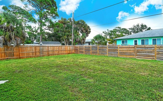 307 SOUTHLAND ROAD, Venice, FL 34293