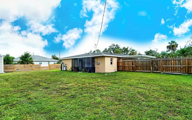 307 SOUTHLAND ROAD, Venice, FL 34293