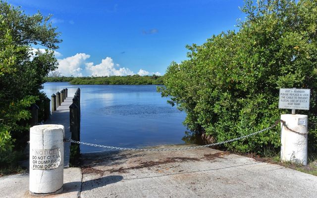 307 SOUTHLAND ROAD, Venice, FL 34293