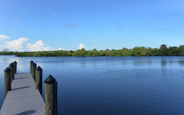 307 SOUTHLAND ROAD, Venice, FL 34293