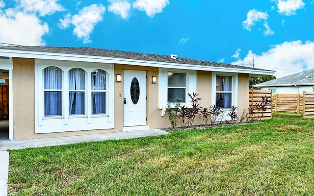 307 SOUTHLAND ROAD, Venice, FL 34293