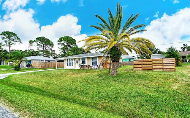 307 SOUTHLAND ROAD, Venice, FL 34293