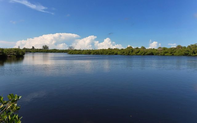 307 SOUTHLAND ROAD, Venice, FL 34293