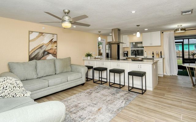 307 SOUTHLAND ROAD, Venice, FL 34293