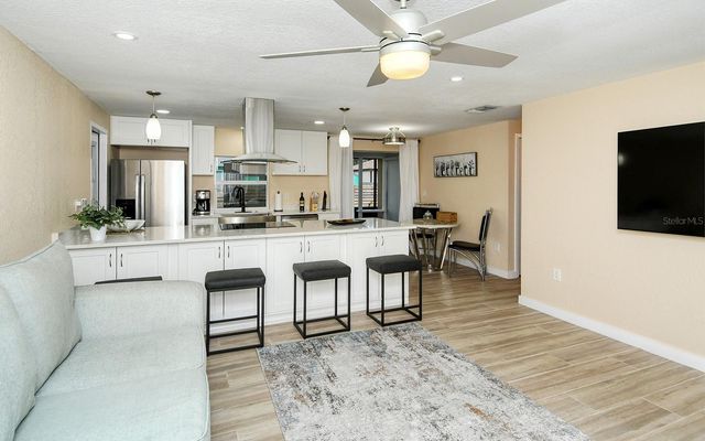 307 SOUTHLAND ROAD, Venice, FL 34293