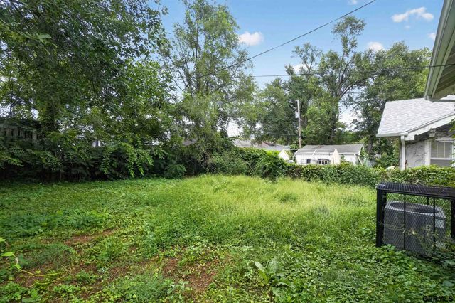 2724 Whitmore Street, Omaha, NE 68112
