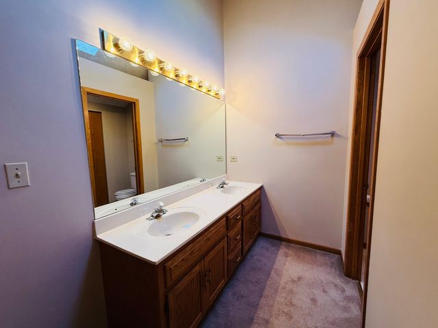 1209 Lakewood Drive D, Morris, IL 60450