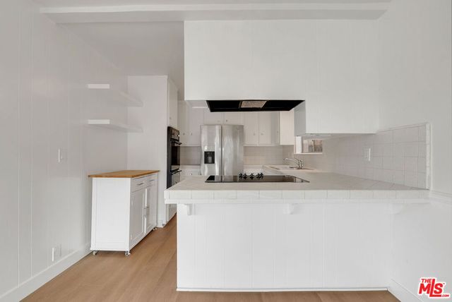 2300 Grand Canal, Venice, CA 90291