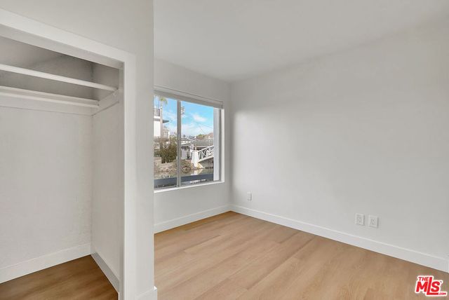 2300 Grand Canal, Venice, CA 90291