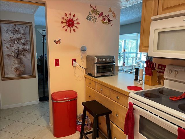 687 MIDWAY DRIVE A, Ocala, FL 34472