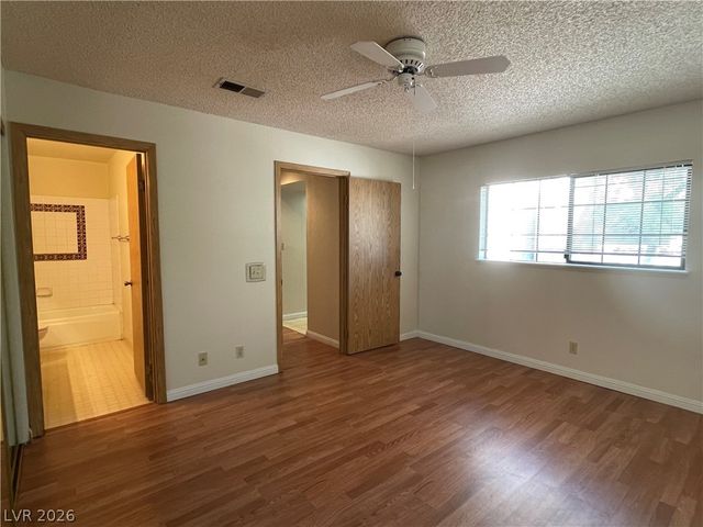 4111 Sanderling Circle 354, Las Vegas, NV 89103