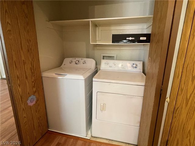 4111 Sanderling Circle 354, Las Vegas, NV 89103